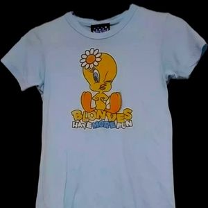 Tweety Bird /Looney Toons "Blondes Have More Fun" vintage t-shirt size M